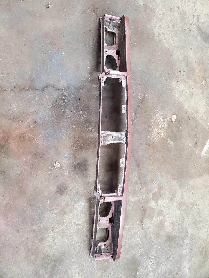 1986 1987 1988 MONTE CARLO LS FRONT HEADER PANEL CLIP GRILL GRILLE LUXURY SPORT  - Image 2 of 2