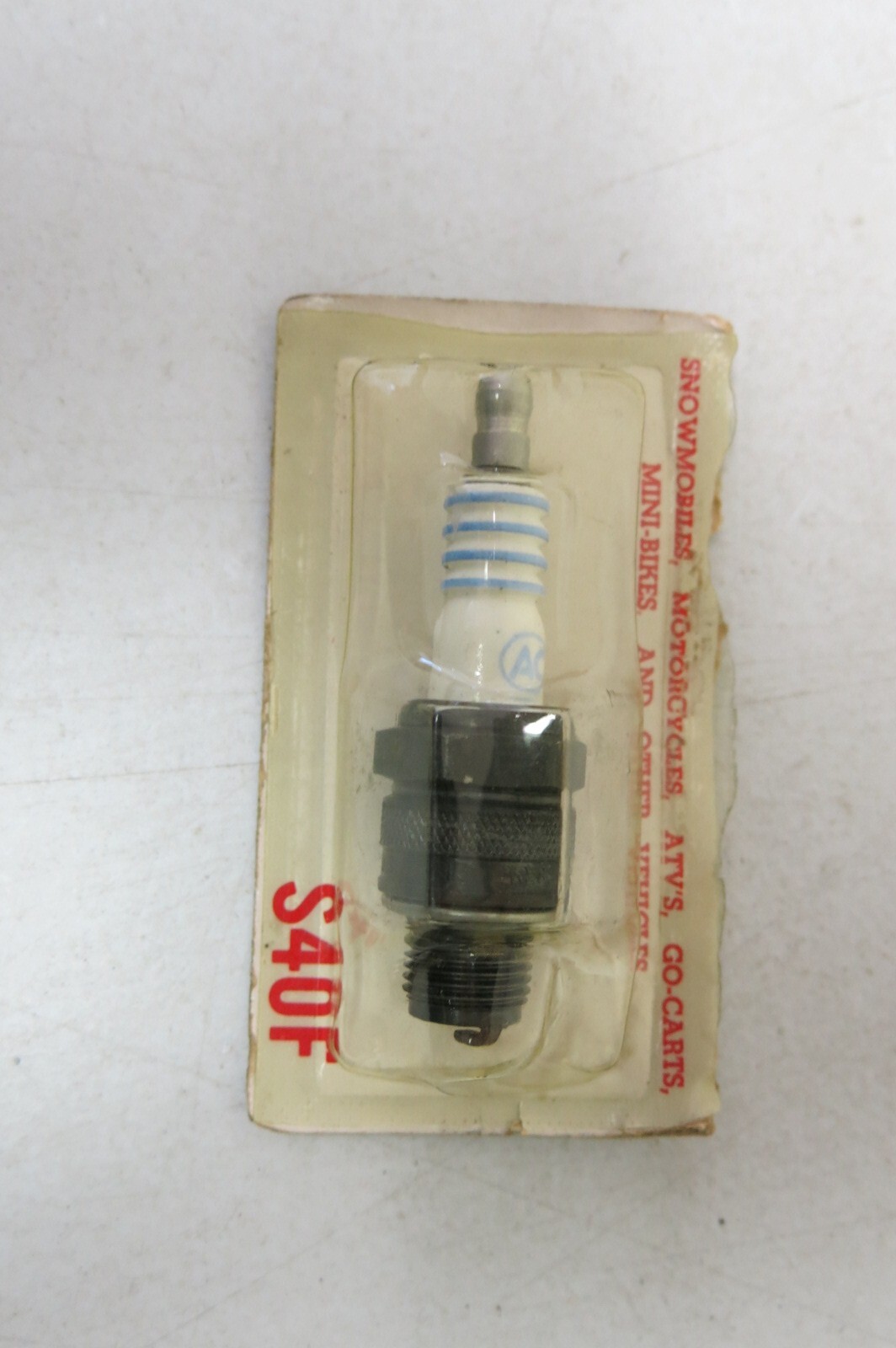 Vintage AC Spark Plug 1 Pcs S40F