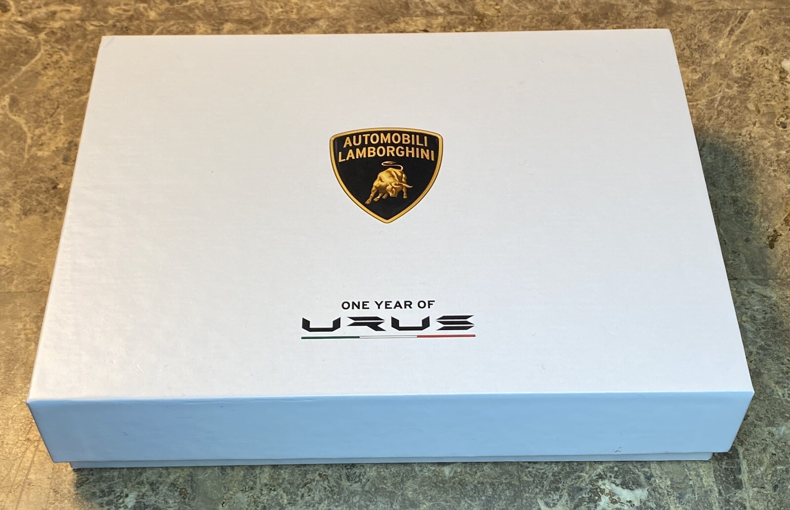 OEM Lamborghini Urus Owner Plate Plaque "One Year Of Urus" New In Box