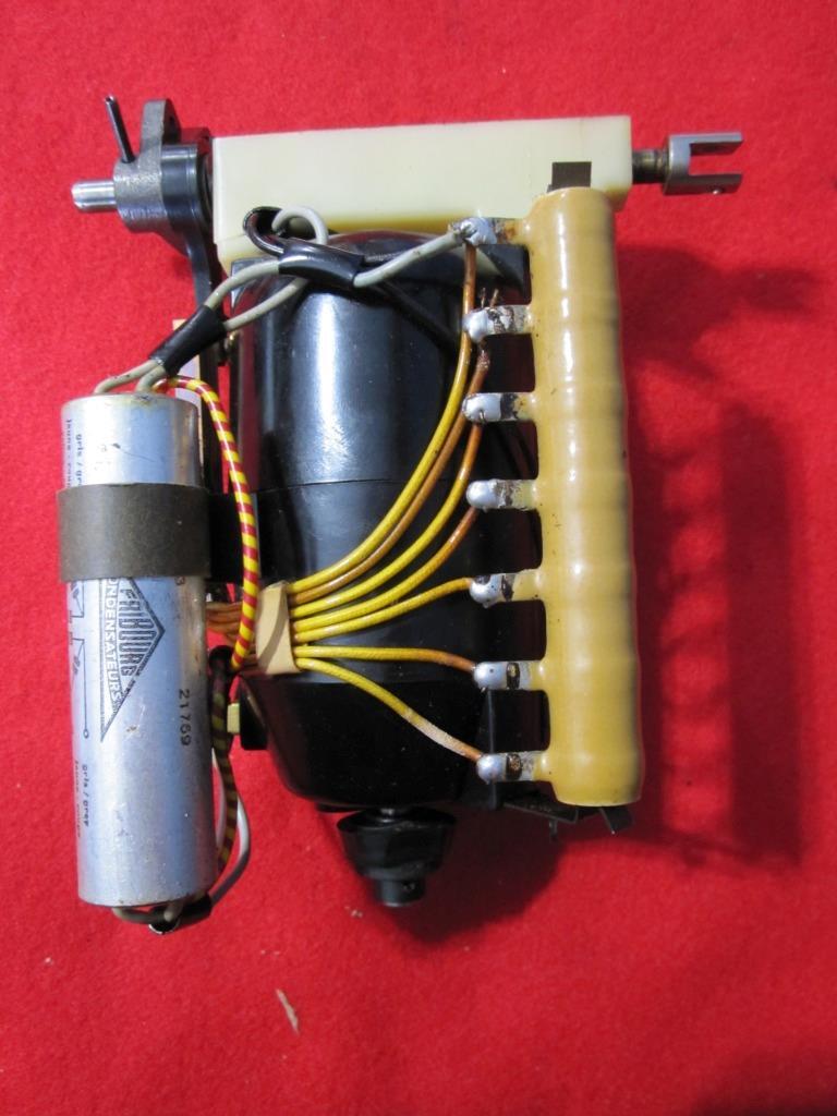 VINTAGE ELNA SUPERMATIC SEWING MACHINE SWISS MADE MOTOR 5233110 eBay