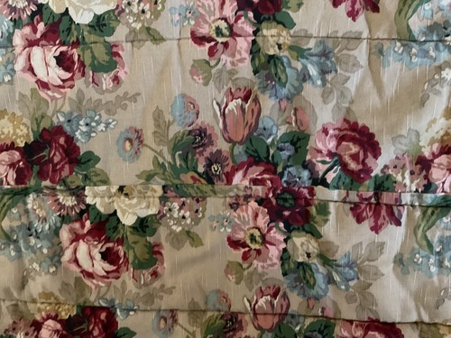 Ralph Lauren “ Pagoda “ Queen Floral Comforter . - Picture 5 of 7