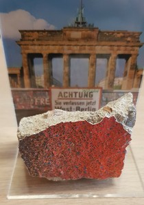 Original M Piece Of Berlin Wall In Perspex Display Certificate Of Authenticity Ebay