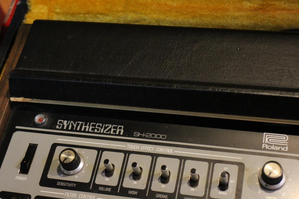 Vintage Roland SH-2000 Monophonic Analog Synthesizer Keyboard U1982 230914 - Bild 2 von 4