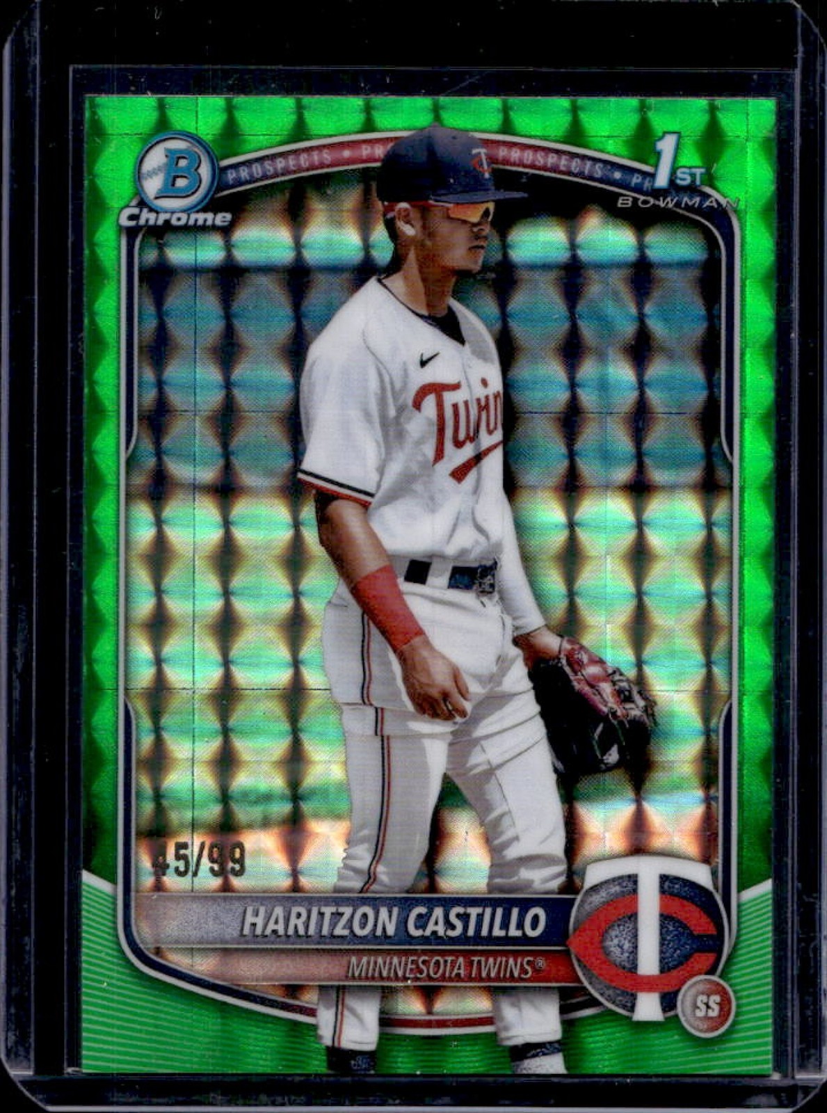 2025 Bowman Chrome Haritzon Castillo Green Geometric Refractor 1st #/99 Twins