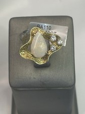 Beautiful Australian opal Ring