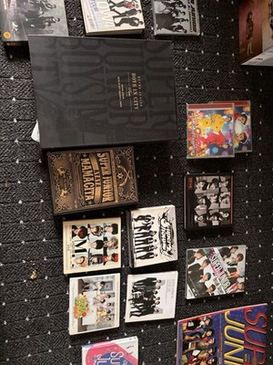 Große Super Junior K Pop Band Kollektion Mit Original Alben Aus Korea/Japan