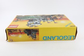 Lego Castle: Kings Mountain Fortress 6081 W/ Box & Manual 75% Complete