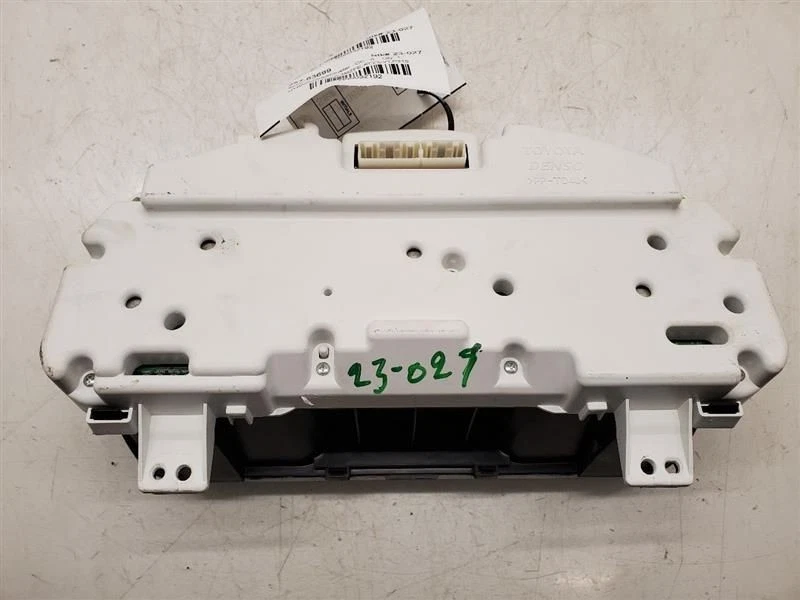 2006-2007 Toyota Highlander Hybrid Speedometer Instrument Cluster 83800-48561 - Imagem 2 de 4