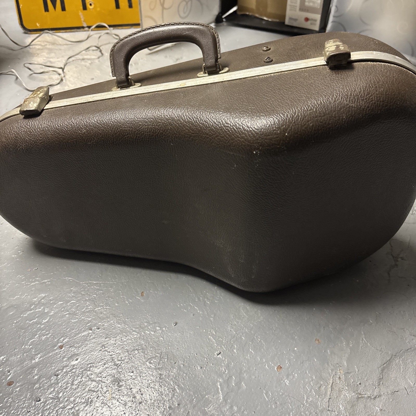Paper Bell Open 1967 vintage F.E. Olds & Son Ambassador Bell-Front Baritone Horn W/case ...