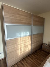 Großer Kleiderschrank – sehr guter Zustand – bereits abgebaut