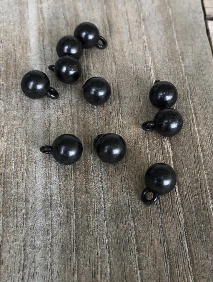 sehr kleine Mini Metall Kugel Knöpfe schwarz eher matt 8mm oder 10mm (10 Stück) - Bild 2 von 3