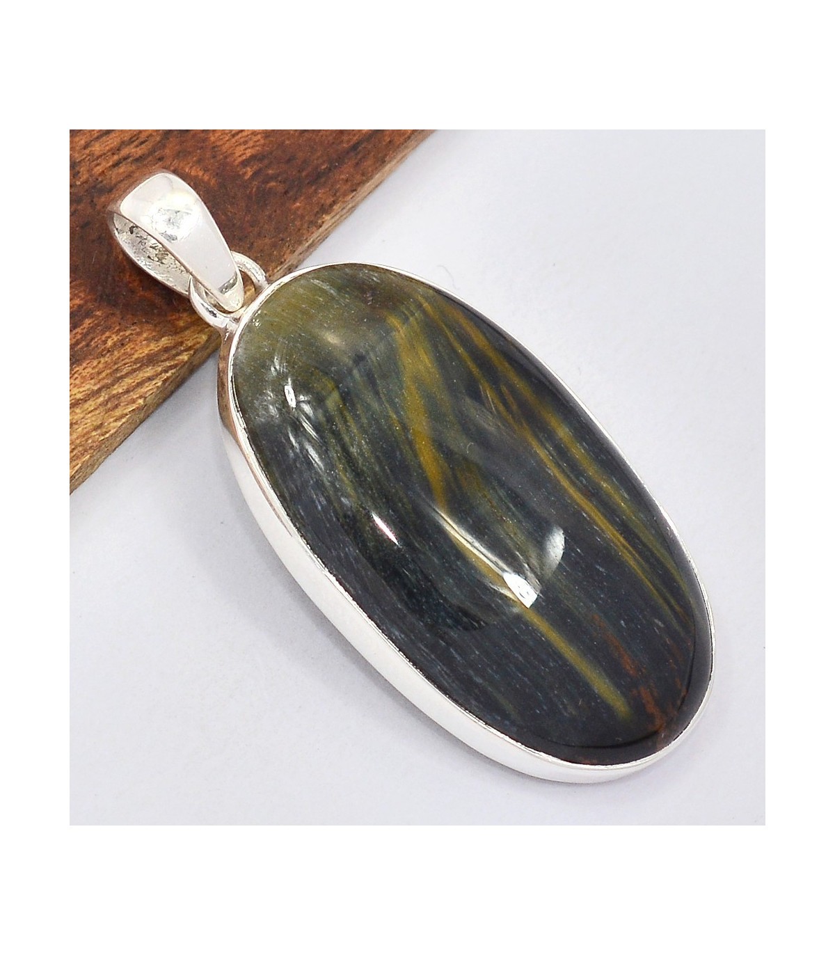 Pendentif Oeil de Faucon long SK37.5 un cadeau unique pour homme et femme tendance
