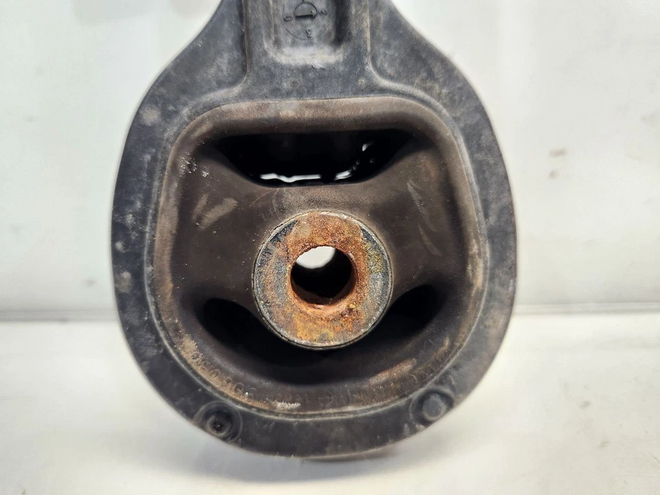 Honda CR-V 2012 (2,4 L/AT/EX) pasajero par derecho montaje del motor con soporte Foto 2 de 4