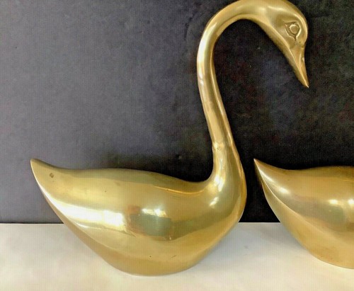 Pair Vintage Solid Brass Decorative Swans 10-1/2” & 16” Tall Figurines Sculpture - Picture 11 of 12