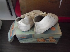 Vintage Wee Walker Doll or Baby Leather Shoes Size 2 in Box