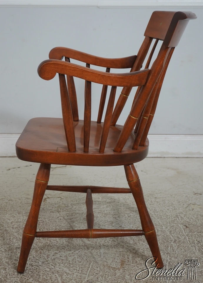 F68462: Sillón estilo Hitchcock NICHOLS & STONE Foto 3 de 4