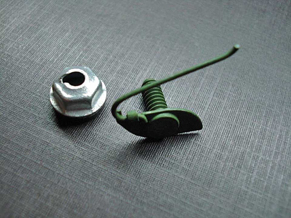 10 piezas NORS carrocería lateral moldura clips tuercas selladoras 1/2"-5/8" Ford Lincoln Mercury Foto 3 de 4