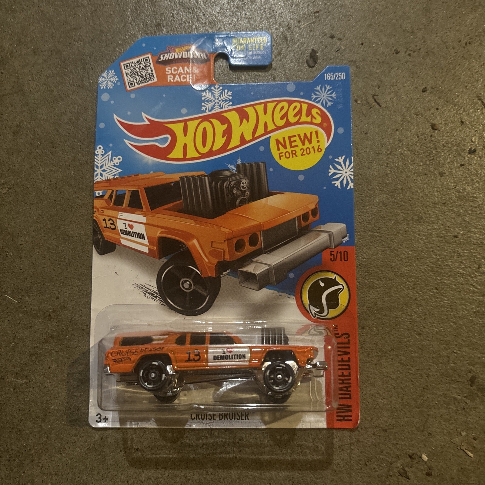 HOT WHEELS CRUISE BRUISER HW DAREDEVILS 5/10 FACTORY SEALED 2016 SET NEW FOR2016