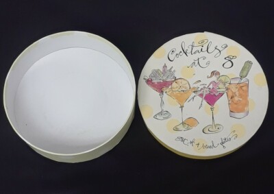 Rosanna - COCKTAILS AT 8 - Dessert Bread Appetizer Plates