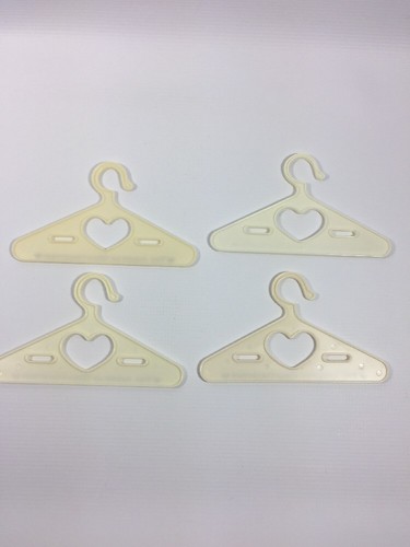 Lot of 4 Four The American Girls Collection Hangers - Afbeelding 4 van 4