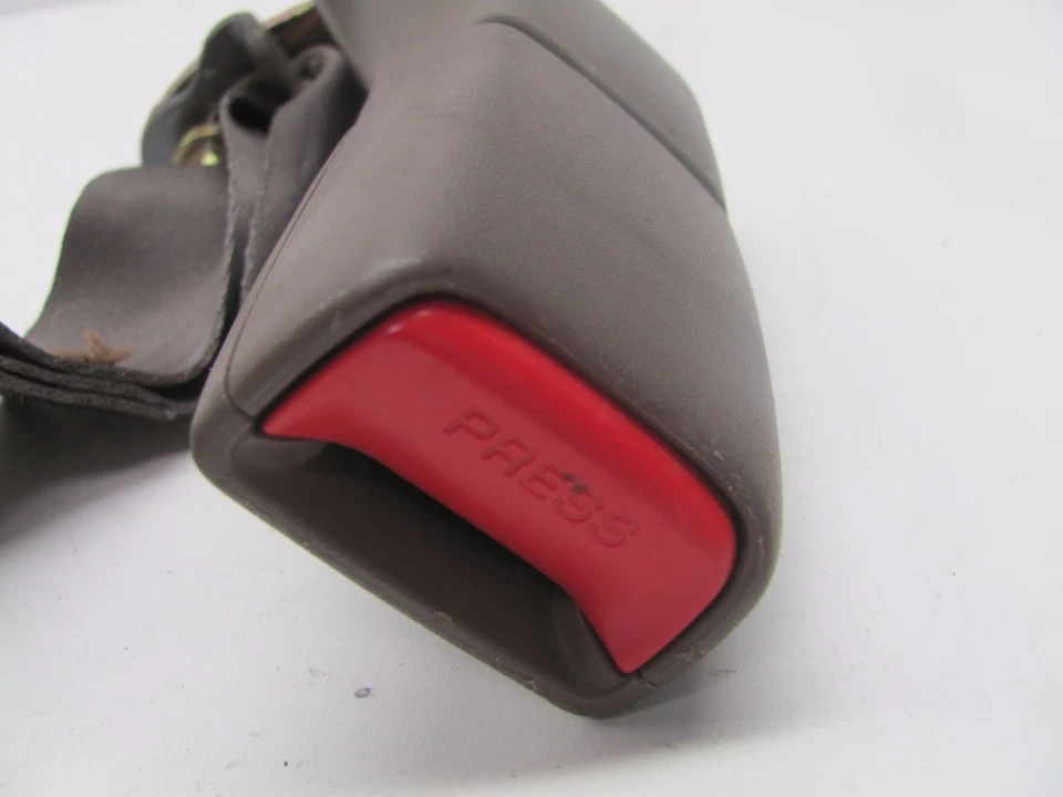 92-96 LEXUS ES300 HEBILLAS CINTURÓN SEGURIDAD TRASERO IZQUIERDO RECEPTORES DOBLES OEM KM509281 Foto 3 de 4