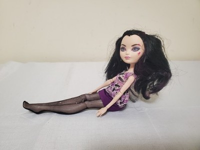 Monster High Doll EVER AFTER HIGH RAVEN QUEEN DATE NIGHT 
