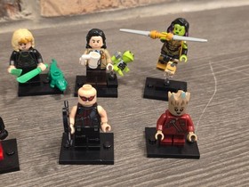 12 LEGO Marvel Super Heroes Minifigures Wolverine Chopper Magneto Deadpool Loki