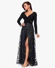 XSCAPE Women's Long Sleeve V-Neck Dress