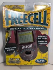 Radica Freecell Solitaire Handheld Electronic Game 8019 VINTAGE 2000 NEW SEALED