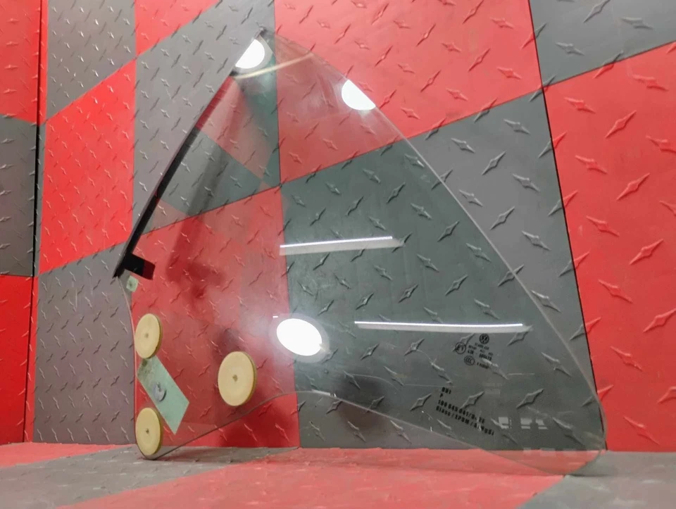 2007-2016 Volkswagen EOS Convertible LH Driver Rear Quarter Glass/Window OEM - Image 4 of 4