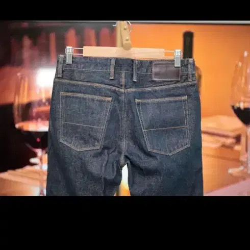 Tommy Hilfiger Raw Denim Jeans 30-31 Waist Men’s Casual Pants thumbnail 4