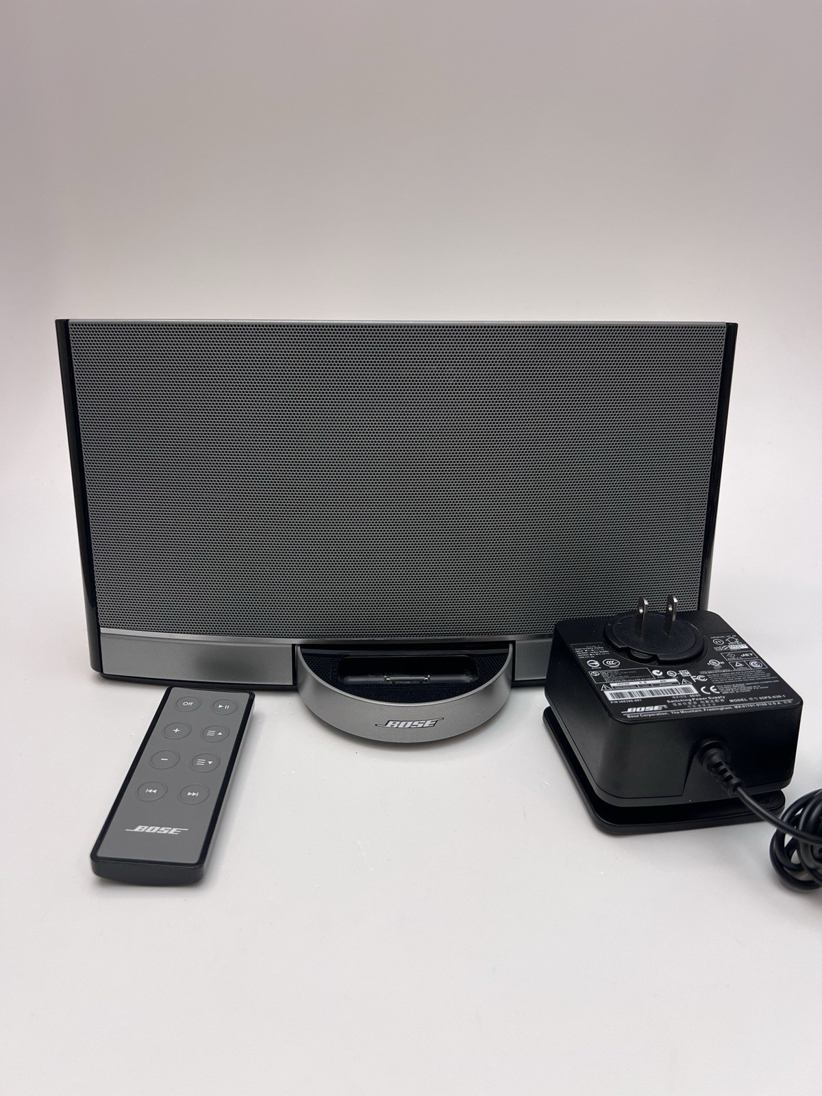 Bose SoundDock N123 Portable Speaker System + Remote & AC Adapter – Works