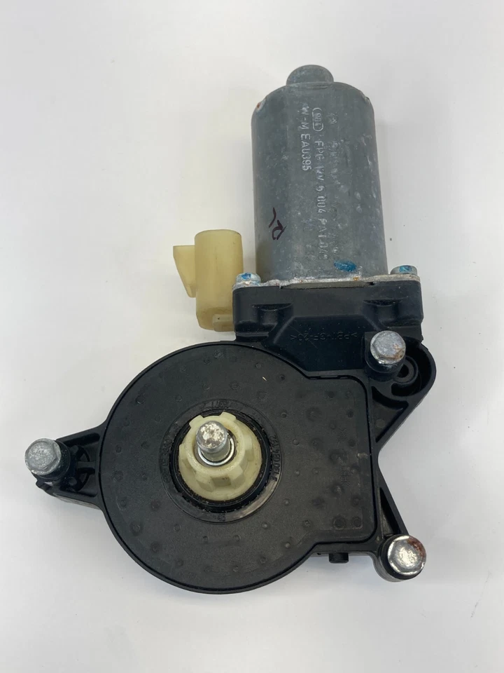 2002 - 2009 年吉姆西特使后左后侧门电源窗电机 6004PA1046 原始设备制造商 — 第 3/4 张图片