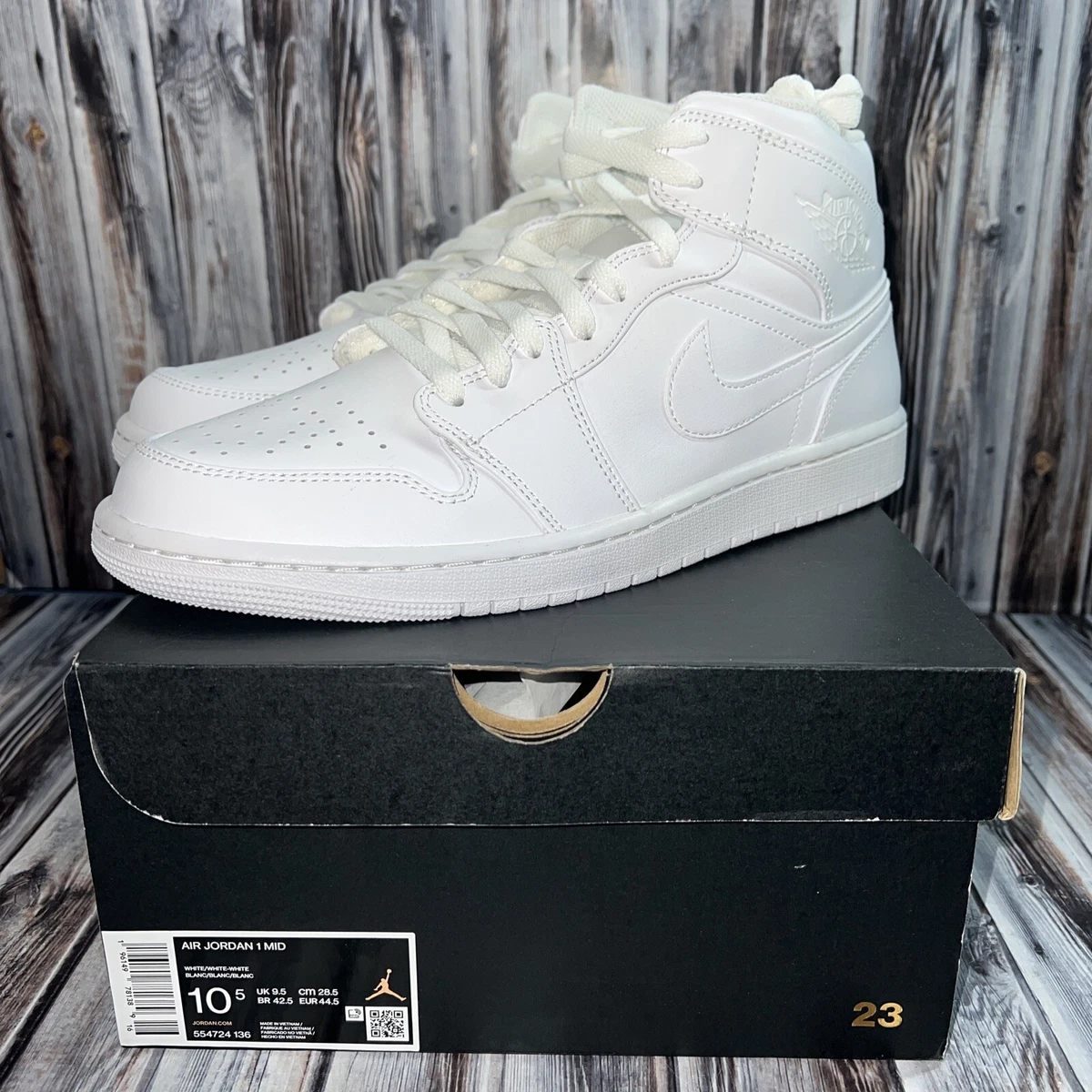 Basket air best sale jordan blanche