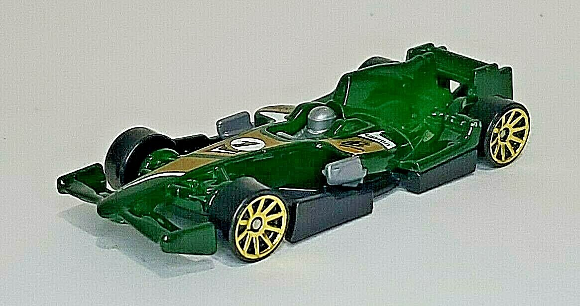 2021 Hot Wheels Multi-Pack Exclusive F1 RACER (Green)