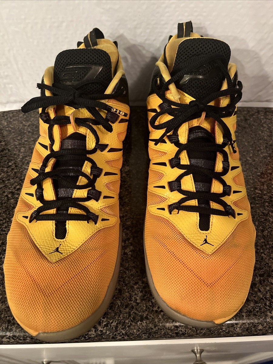 Nike Air Jordan Chris Paul CP3.ix Yellow Dragon Sneakers Deadstock
