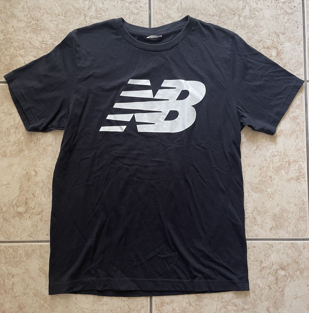 New Balance Running Short Sleeve Men's Black Medium T-Shirt