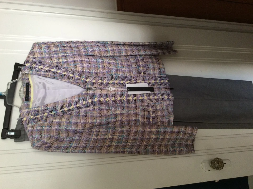 Nuevo traje pantalón Perry Ellis Foto 2 de 4