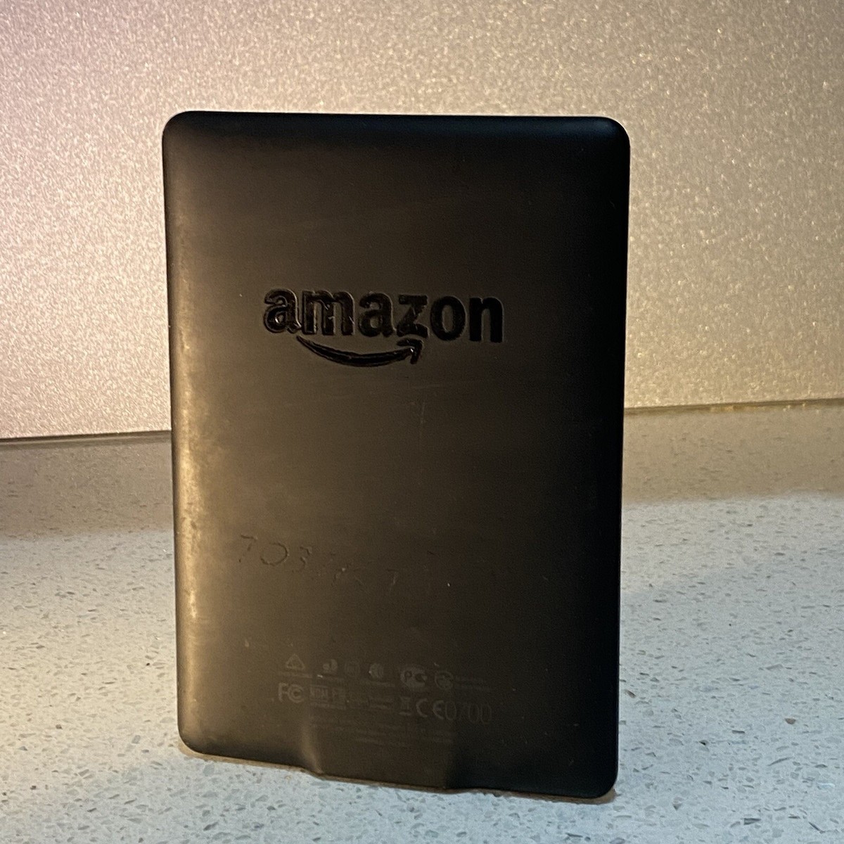 Amazon Kindle Paper white 7th Gen + Genuine Case DP75SDI black 2GB