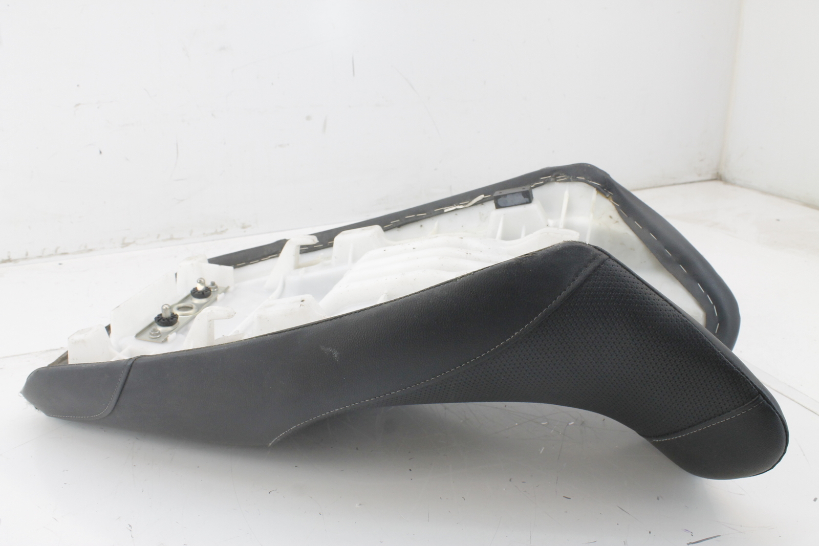 0711 VSTROM 650 FRONT REAR SEAT PAD DRIVER BACK DRIVERS SADDLE PILLION CUSHION eBay