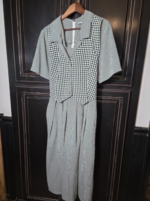 vintage lady dorby dress Green Gingham,  Granny Core,  Cottage Core, Pockets