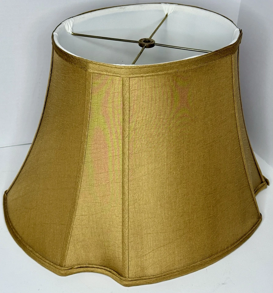 "Pantalla clásica de Diane dorada/bronce ovalada campana Shantung esquinas invertidas 19""" Foto 3 de 4