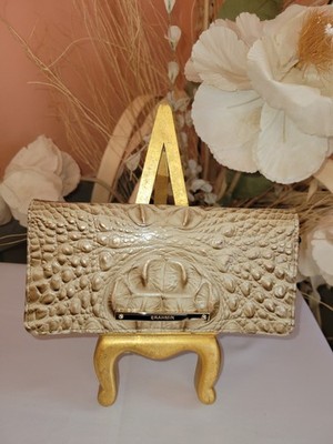 NWT Brahmin Melbourne Leather Ady Wallet Shortbread Biege