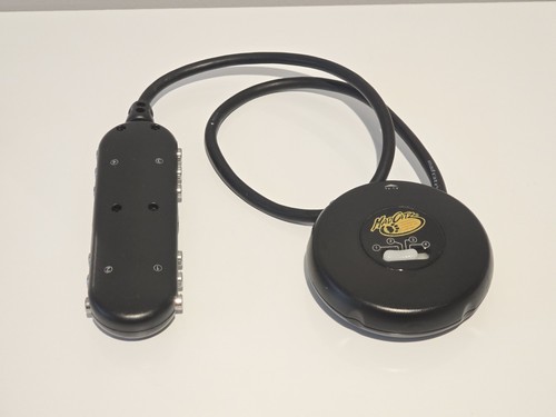 Mad Catz Universal Retro System Selector Switch (Composite AV, S-Video). TESTED