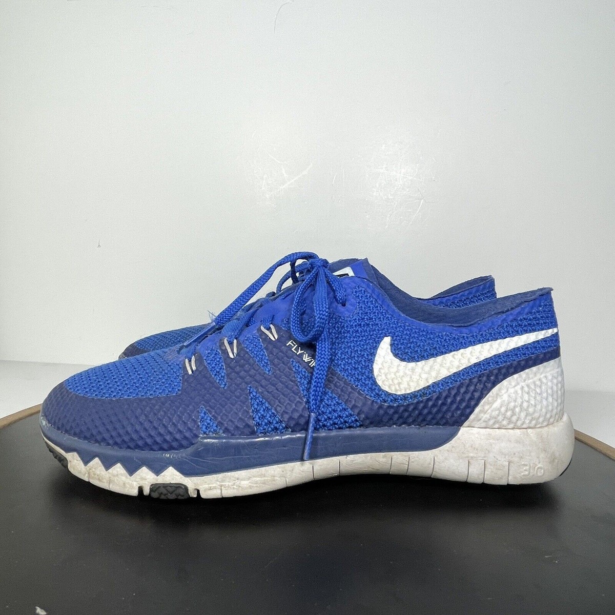 nike men's free train versatility running shoes