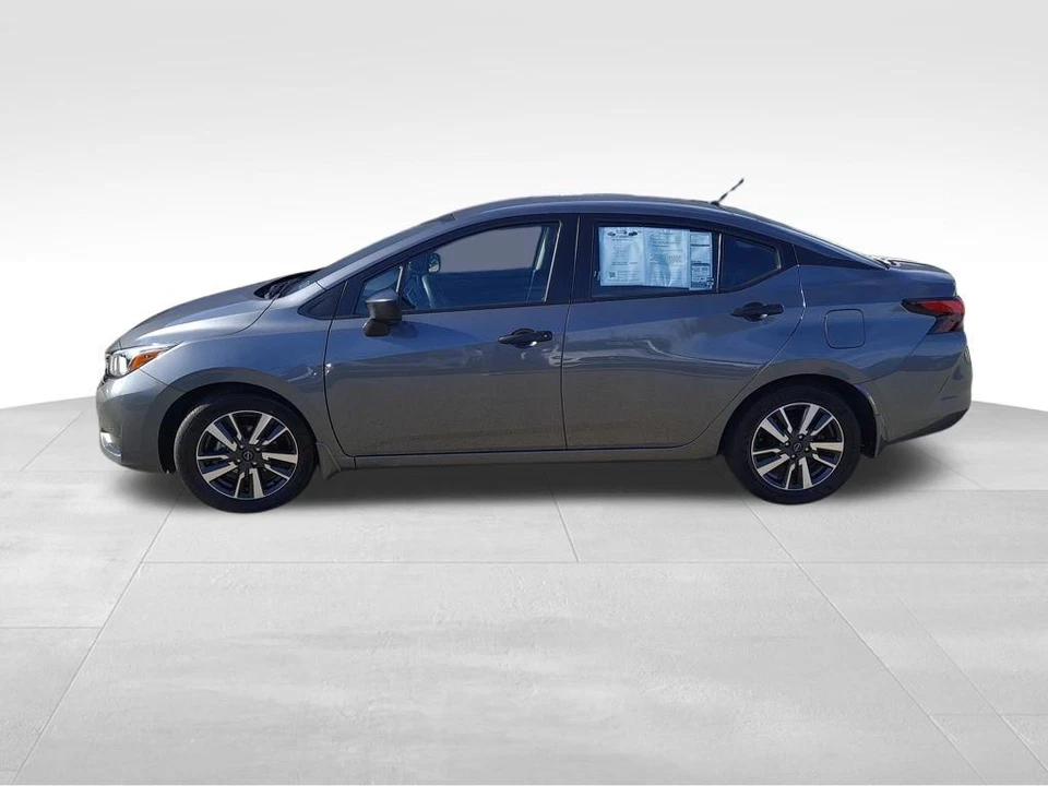 2024 Nissan Versa 1.6 S - Image 2 of 4