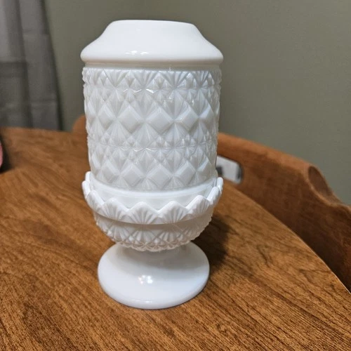 Fenton Olde Virginia Fine Cut Block Milk Glass Fairy Lamp Vintage