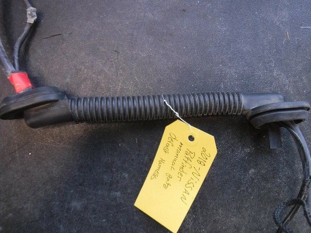 2018 Nissan Pathfinder Defrost harness rear glass manual Liftgate D77