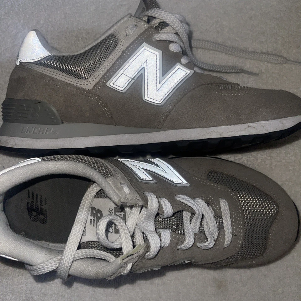 New Balance Women's 574 V2 Essential Sneaker - Image 2 of 4