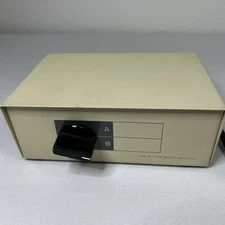 Manual Data Transfer Switch Box 2-Position 2-Port A/B Vintage